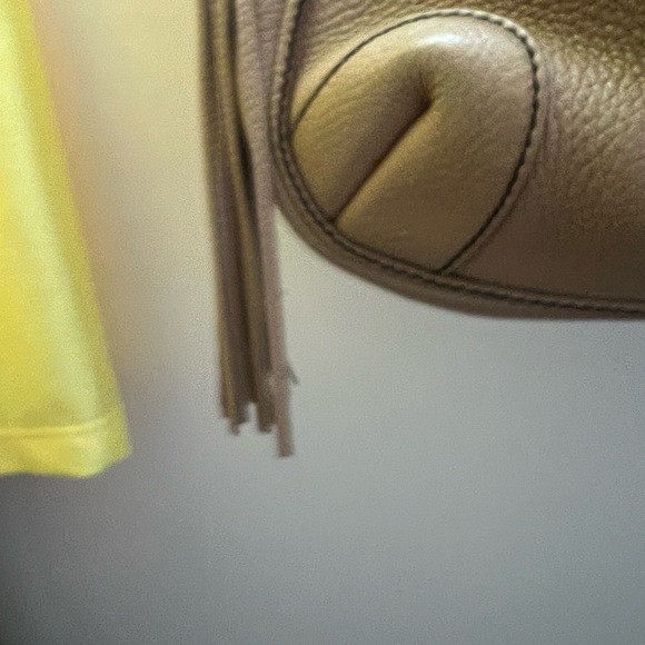 Authentic Chanel Bag- cream with silver hardware - Picture 4 of 11